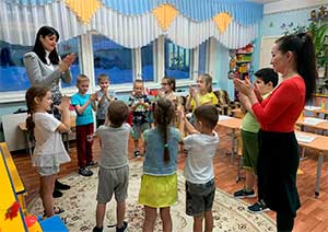 «Взаимодействие учителя – логопеда, педагога – психолога и воспитателя в коррекционно — развивающей работе по формированию общих речевых навыков в ДОУ» (из опыта работы)