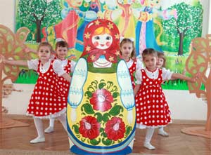 Музыкально-экологическое развлечение в средней группе «НЕ ОБИЖАЙТЕ МУРАВЬЯ!»