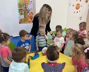 Конспект занятия по развитию речи во второй младшей группе «Чтение стихотворений С. Я. Маршака из цикла «Детки в клетке»