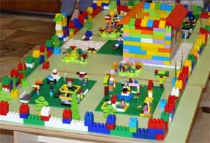 Из опыта работы по внедрению образовательного модуля «LEGO-конструирование» совместной деятельности с детьми подготовительной группы.