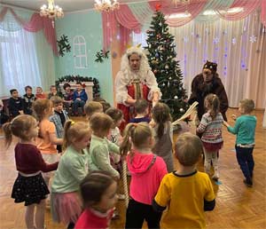 Конспект досуга «Рождественские колядки»