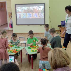 Непосредственно образовательная деятельность по ФЭМП «В гости к цифрятам. Счет до пяти»